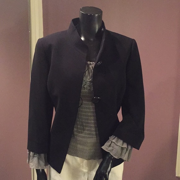 Tahari Woman Jackets & Blazers - Tahari Arthur S. Levine Black Crepe Blazer